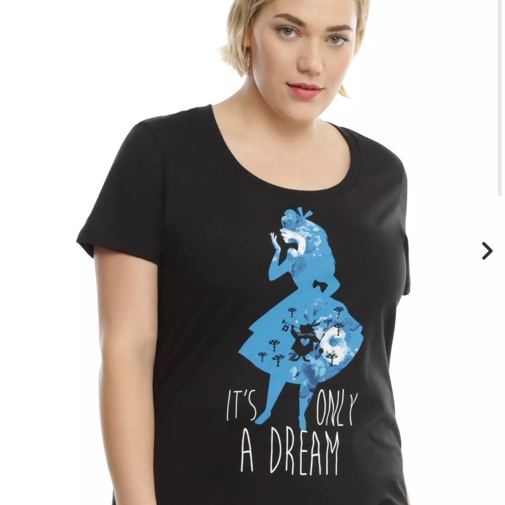HOT TOPIC DISNEY ALICE IN WONDERLAND IT’S ONLY A DREAM SHIRT SIZE 2X